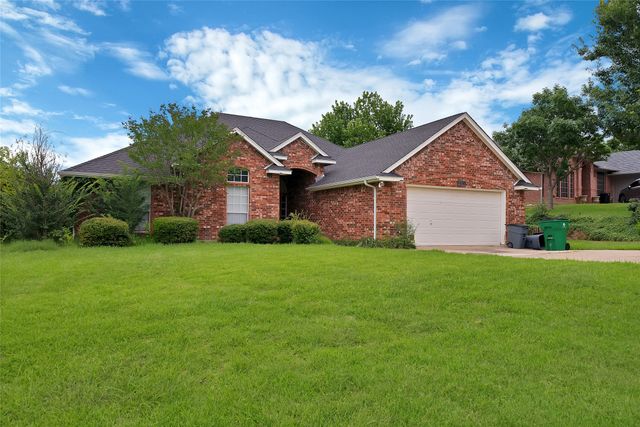 503 Hilltop Place, Joshua, TX 76058