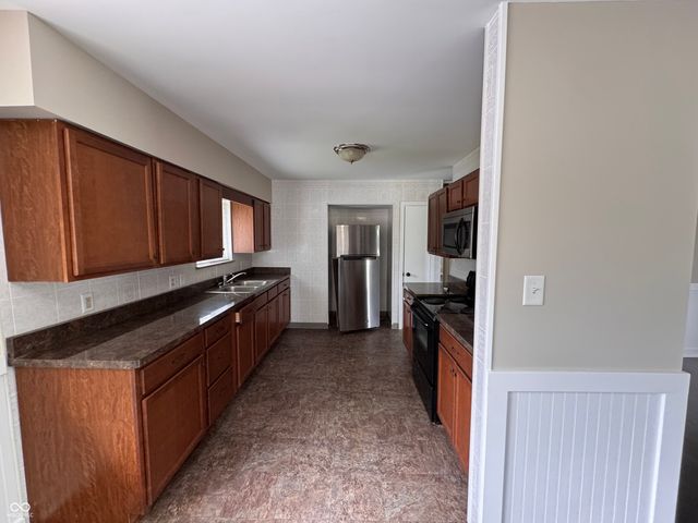 6120 S Emerson Avenue, Indianapolis, IN 46237