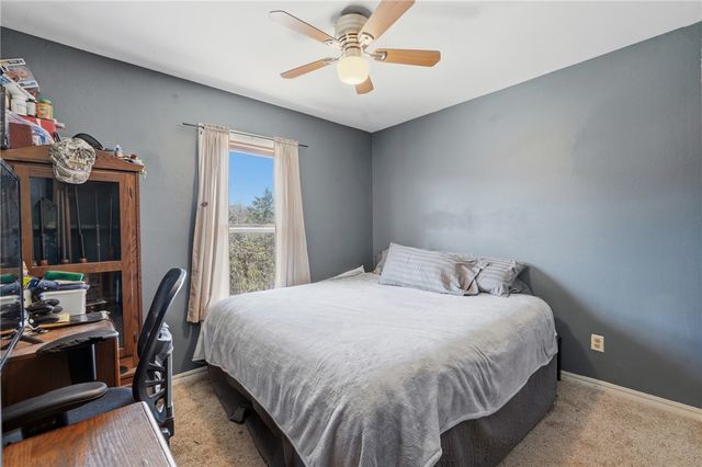 36 Danube Drive, Holiday Island, AR 72631