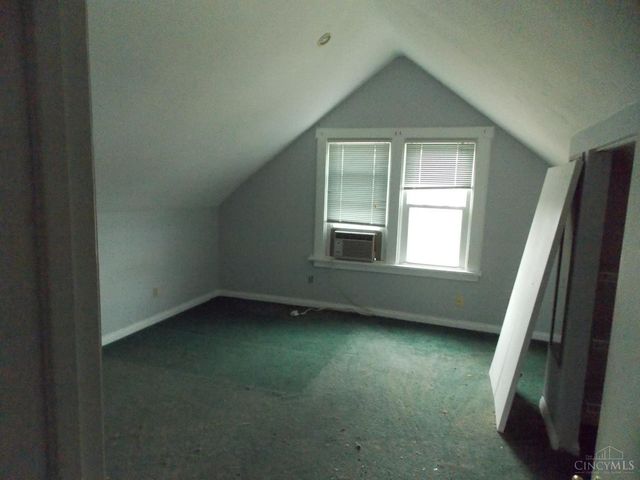 3940 Delmar Avenue, Cheviot, OH 45211