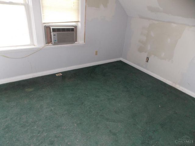 3940 Delmar Avenue, Cheviot, OH 45211