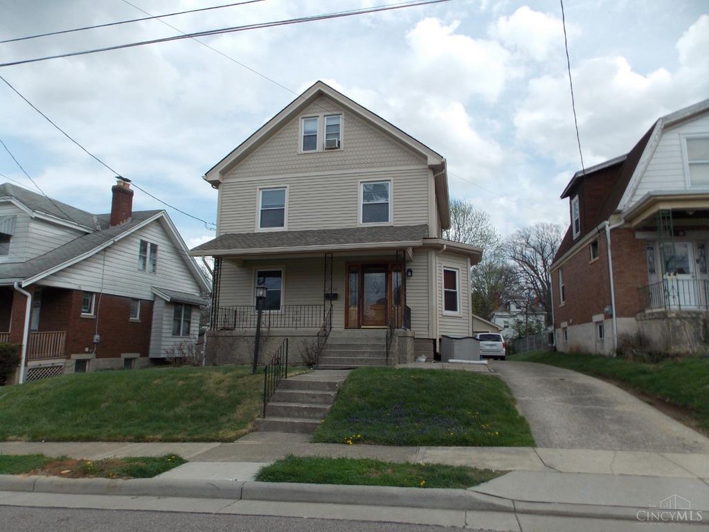 3940 Delmar Avenue, Cheviot, OH 45211