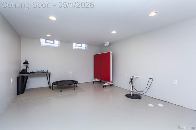 15580 Hanfor Avenue, Allen Park, MI 48101