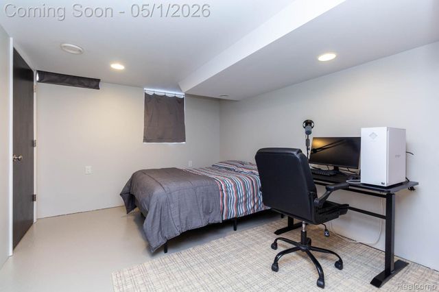 15580 Hanfor Avenue, Allen Park, MI 48101