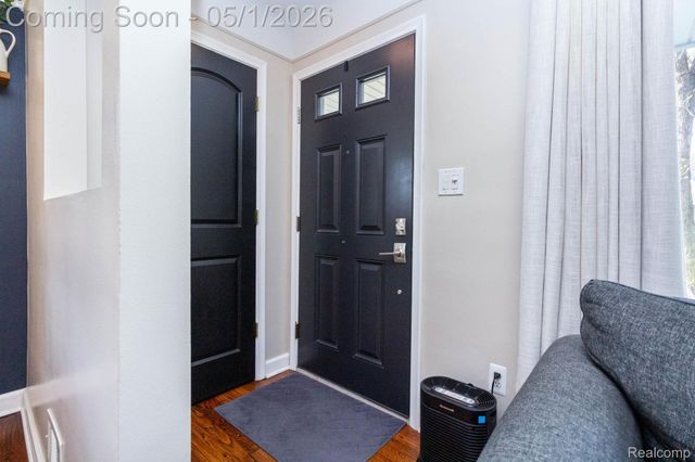 15580 Hanfor Avenue, Allen Park, MI 48101