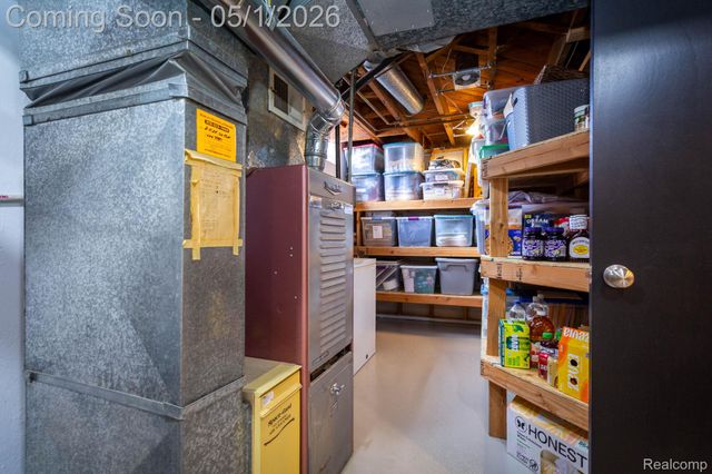 15580 Hanfor Avenue, Allen Park, MI 48101