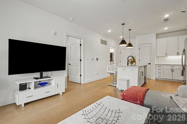 3000 South Boulevard 105, Charlotte, NC 28209