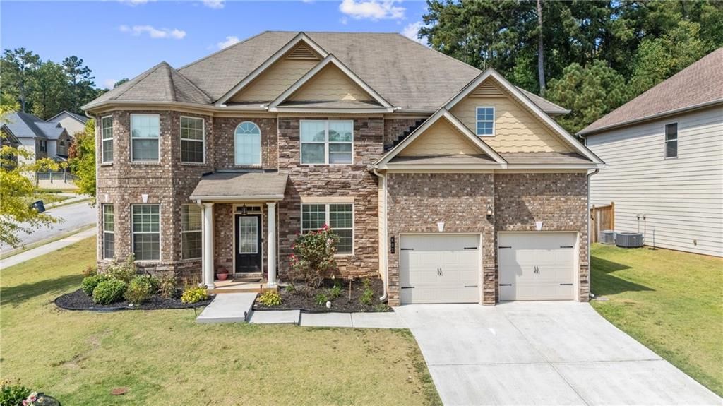 601 Stream Court, Fairburn, GA 30213