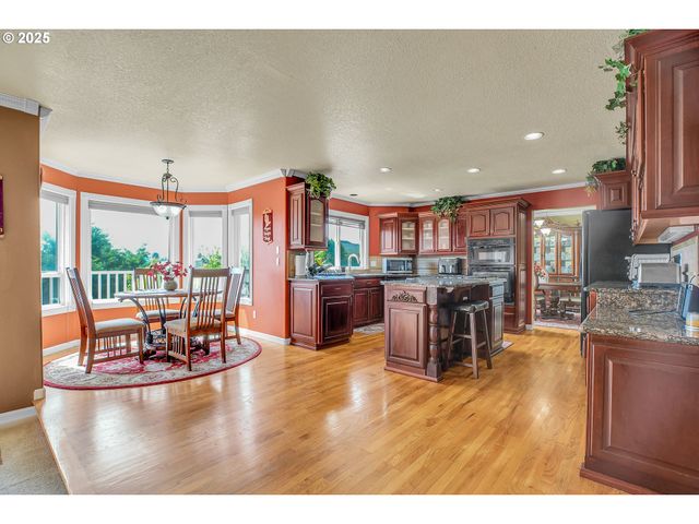 15703 Sw BARRINGTON Ter, Tigard, OR 97224