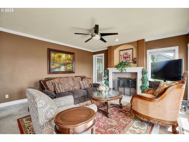 15703 Sw BARRINGTON Ter, Tigard, OR 97224