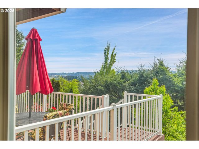 15703 Sw BARRINGTON Ter, Tigard, OR 97224