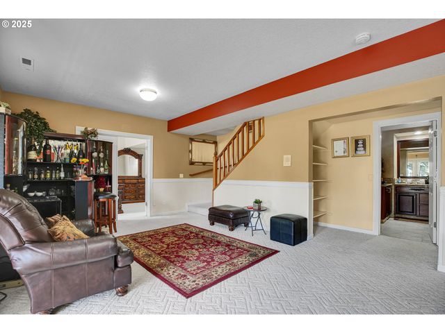 15703 Sw BARRINGTON Ter, Tigard, OR 97224