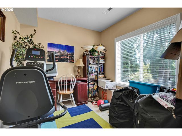 15703 Sw BARRINGTON Ter, Tigard, OR 97224