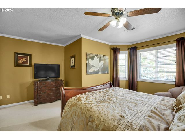 15703 Sw BARRINGTON Ter, Tigard, OR 97224