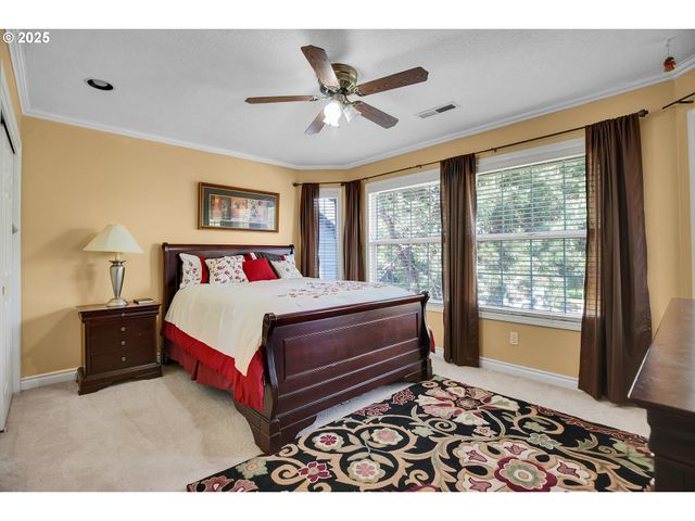 15703 Sw BARRINGTON Ter, Tigard, OR 97224