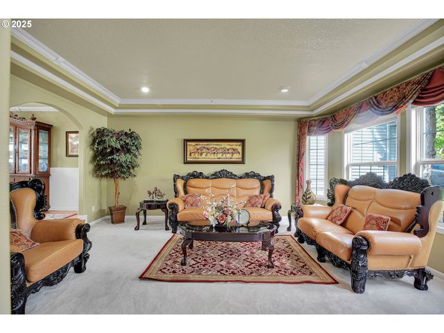 15703 Sw BARRINGTON Ter, Tigard, OR 97224