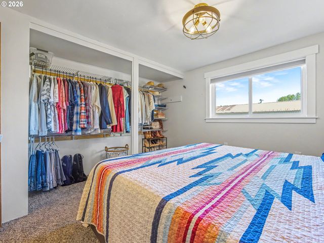 33440 Se CARPENTER Ln, Gresham, OR 97080