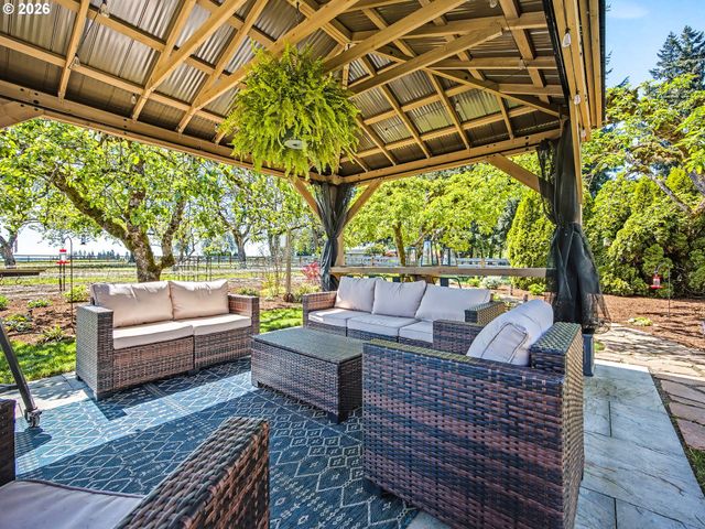 33440 Se CARPENTER Ln, Gresham, OR 97080