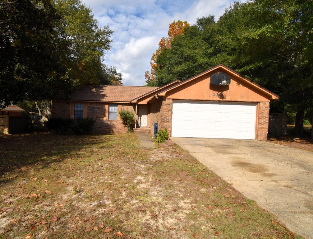 204 Southview Drive, Crestview, FL 32536