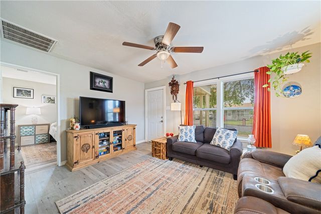 4502 Valdez Dr, Corpus Christi, TX 78416
