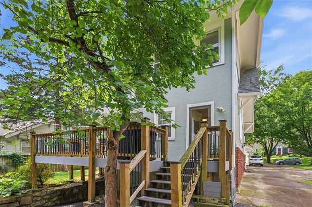 7419 Jarboe Street, Kansas City, MO 64114
