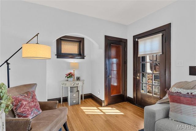 3229 Childress Avenue, St Louis, MO 63139