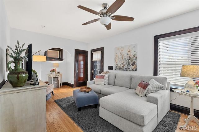 3229 Childress Avenue, St Louis, MO 63139