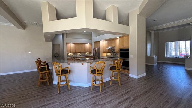 264 North Hollywood Boulevard, Las Vegas, NV 89110