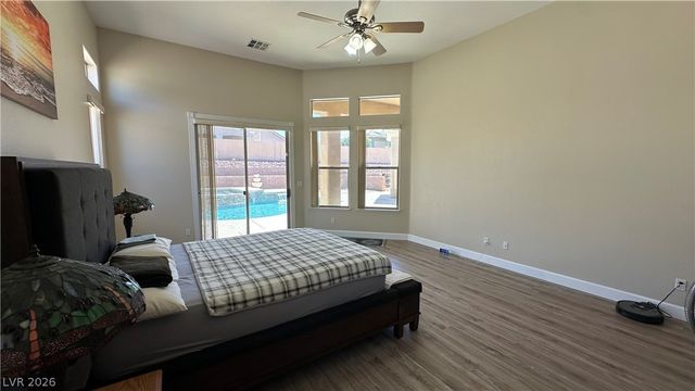 264 North Hollywood Boulevard, Las Vegas, NV 89110