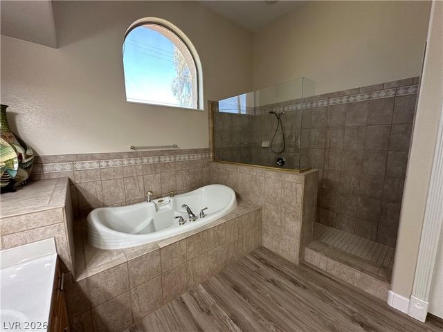 264 North Hollywood Boulevard, Las Vegas, NV 89110