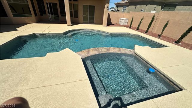 264 North Hollywood Boulevard, Las Vegas, NV 89110