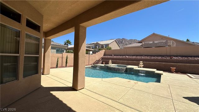 264 North Hollywood Boulevard, Las Vegas, NV 89110