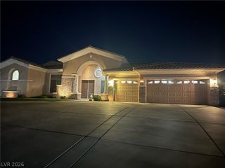 264 North Hollywood Boulevard, Las Vegas, NV 89110