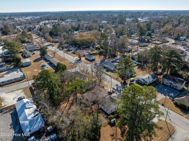 306 Richlands Avenue, Jacksonville, NC 28540