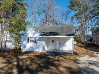 306 Richlands Avenue, Jacksonville, NC 28540