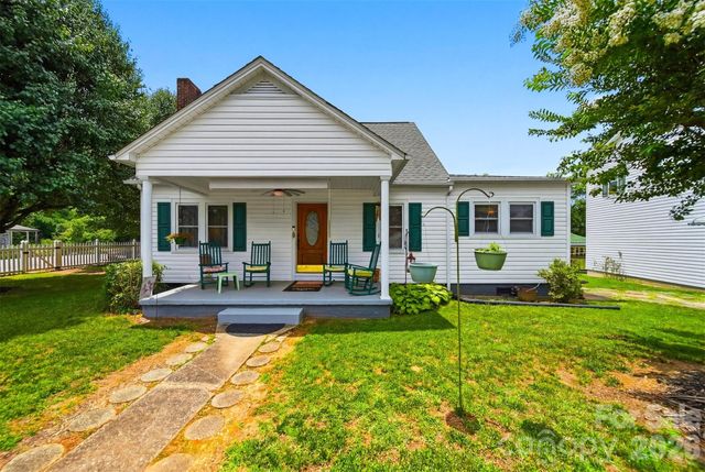 408 Garrou Avenue SE, Valdese, NC 28690