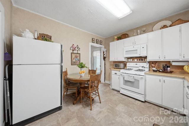 408 Garrou Avenue SE, Valdese, NC 28690