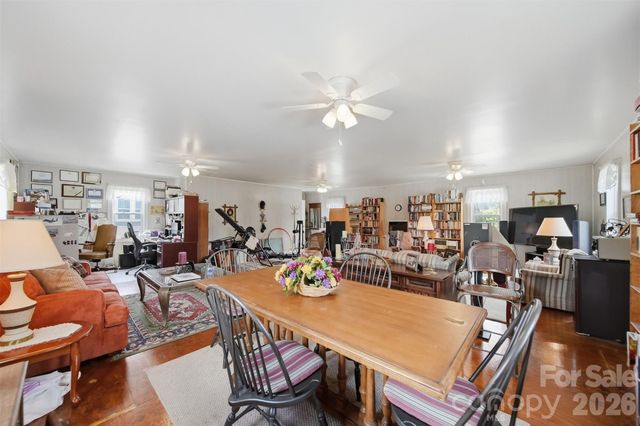 408 Garrou Avenue SE, Valdese, NC 28690