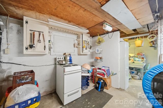 408 Garrou Avenue SE, Valdese, NC 28690