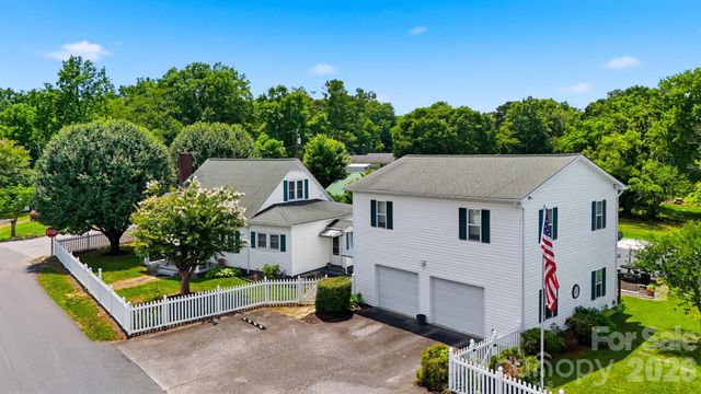 408 Garrou Avenue SE, Valdese, NC 28690