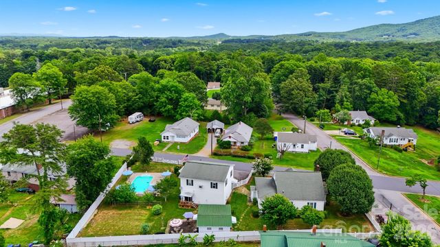 408 Garrou Avenue SE, Valdese, NC 28690