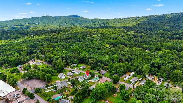 408 Garrou Avenue SE, Valdese, NC 28690