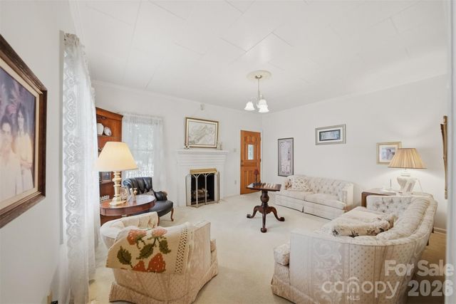 408 Garrou Avenue SE, Valdese, NC 28690