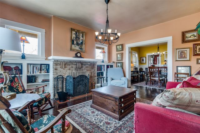 920 Cedar Hill Avenue, Dallas, TX 75208