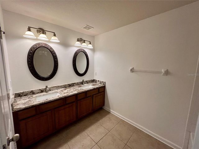 26543 CASTLEVIEW WAY, Wesley Chapel, FL 33544