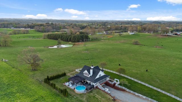 153 Bishop Lane, Benton, TN 37307