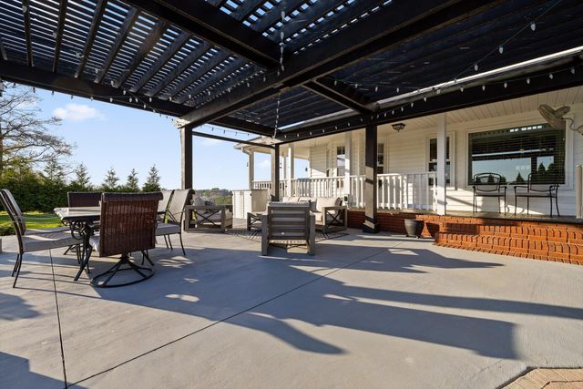 153 Bishop Lane, Benton, TN 37307