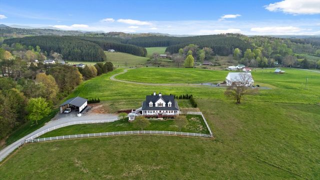 153 Bishop Lane, Benton, TN 37307