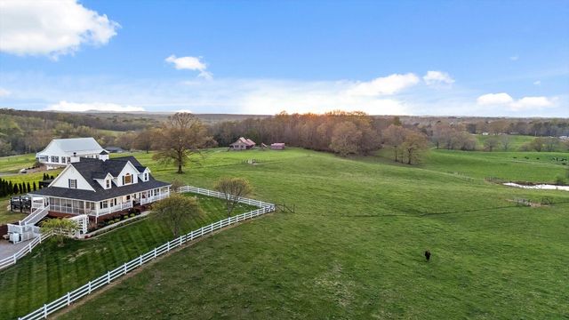 153 Bishop Lane, Benton, TN 37307