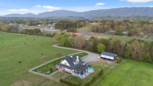 153 Bishop Lane, Benton, TN 37307